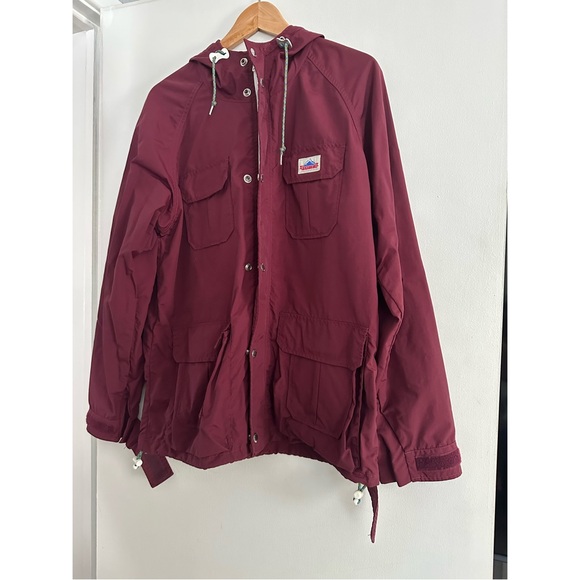 Penfield Men's Maroon Raincoat - Picture 5 of 8